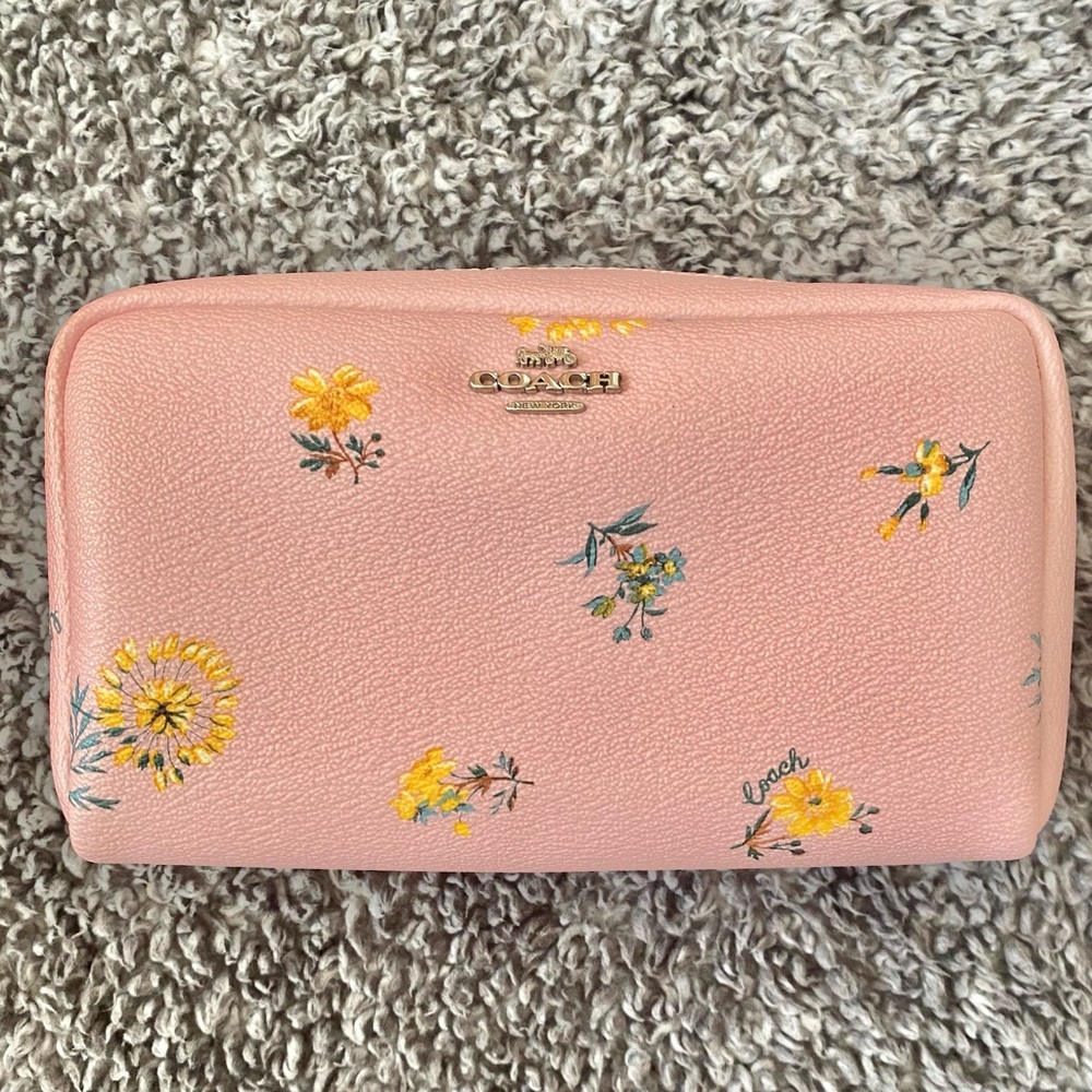 COACH LARGE BOXY COSMETIC BAG in DANDELION PRINT